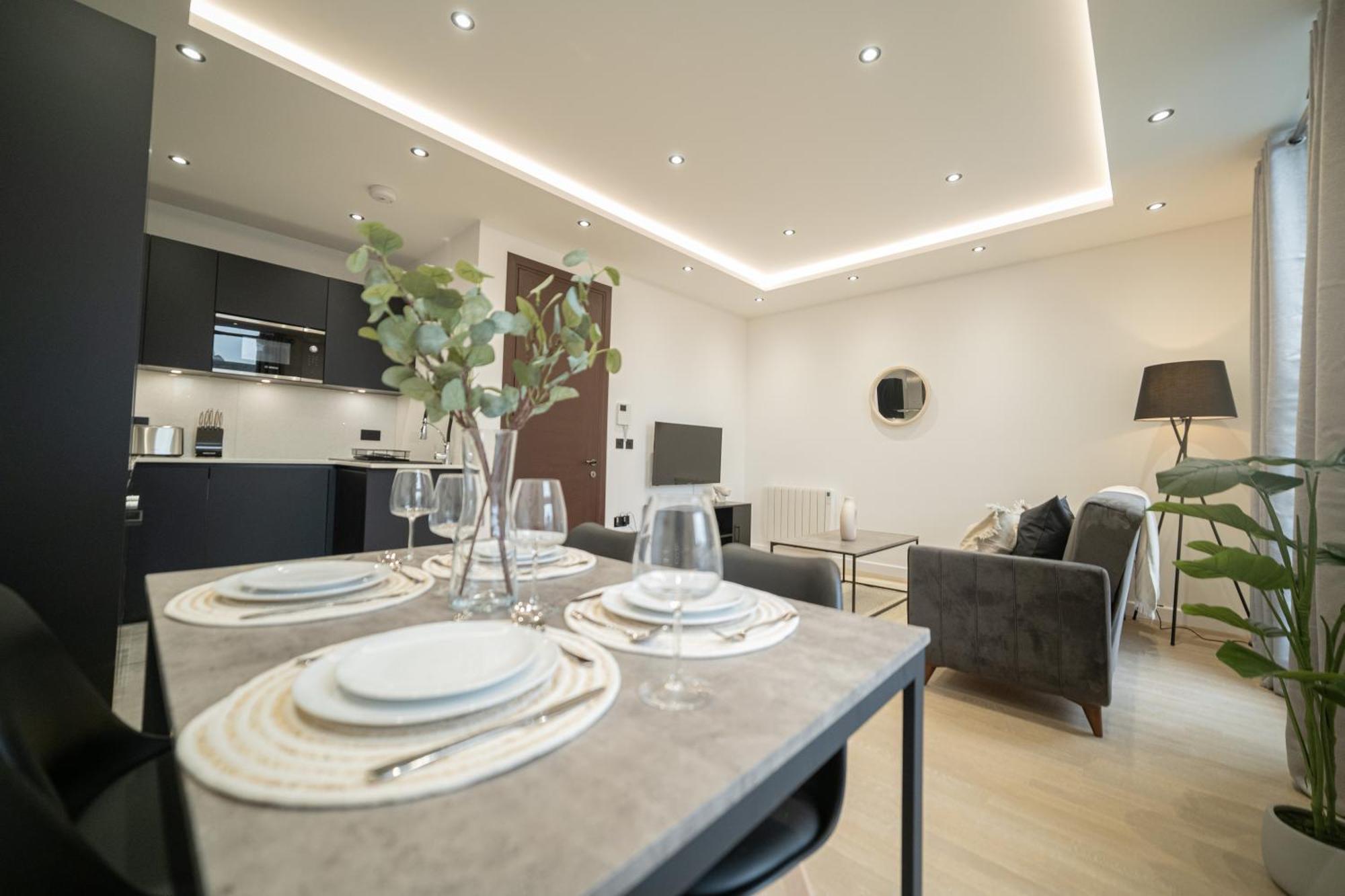 One And Two Bedroom Apartments Near Holloway Train Station By Belvilla London Exterior foto